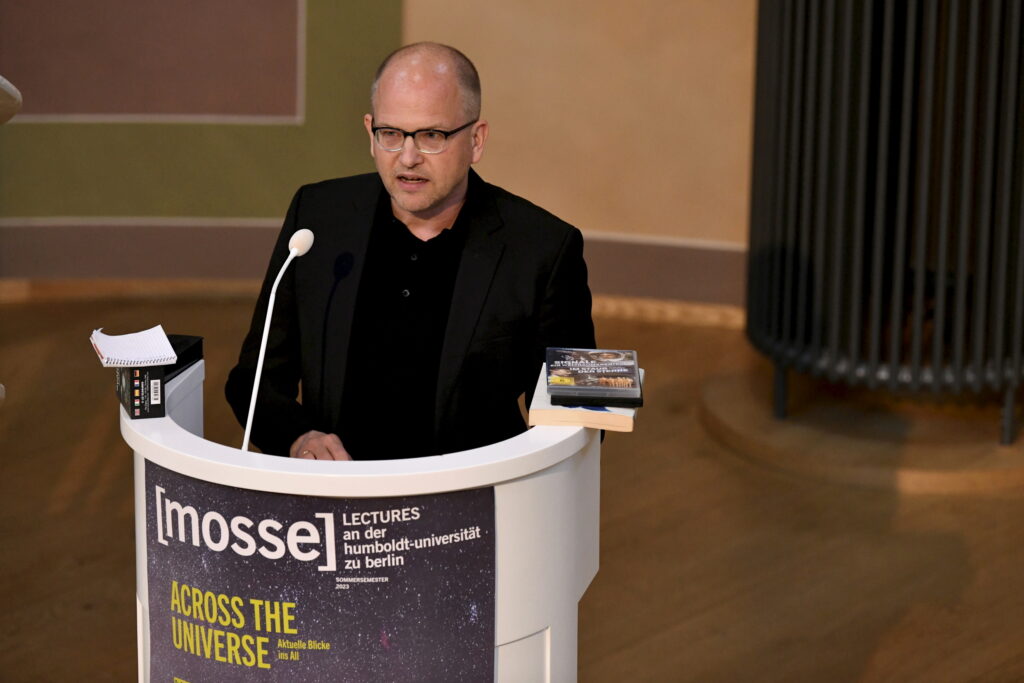 Stefan Willer führt in den Abend ein | Mosse Lecture von Dietmar Dath | © Niels Leiser für Mosse Lectures