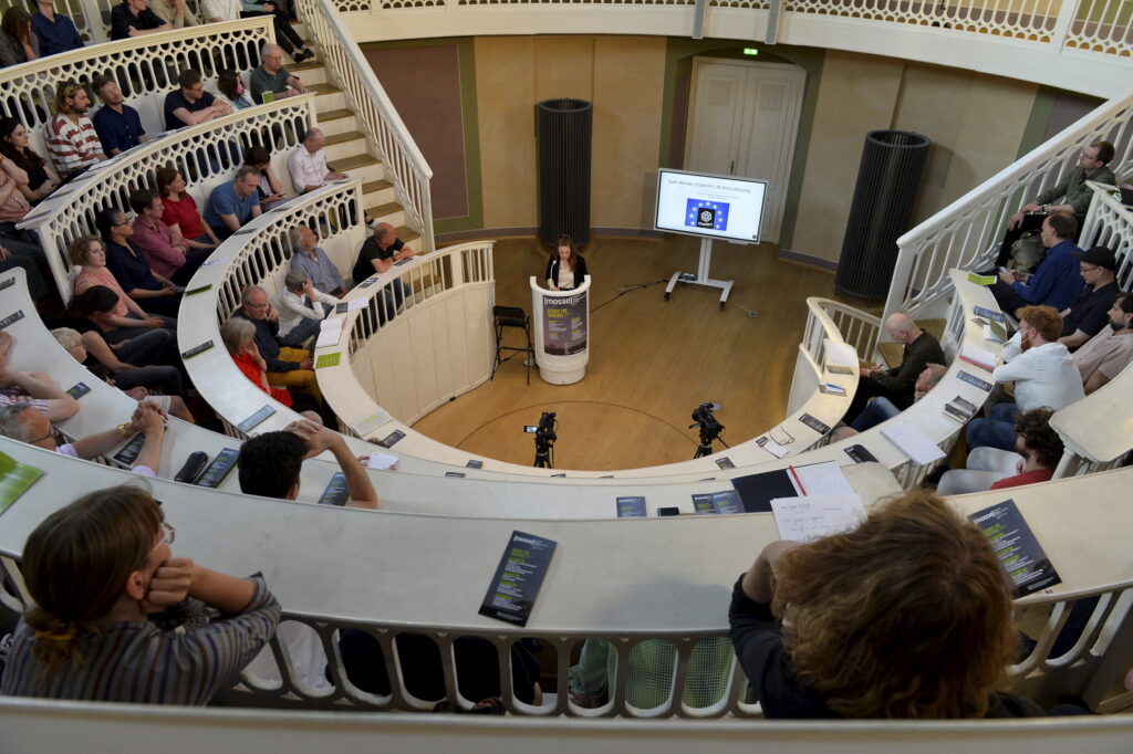 Das volle Tieranatomische Theater verfolgt die Mosse Lecture von Anna-Verena Nosthoff und Felix Maschewski | Mosse Lecture von Anna-Verena Nosthoff & Felix Maschewski | © Niels Leiser für Mosse Lectures