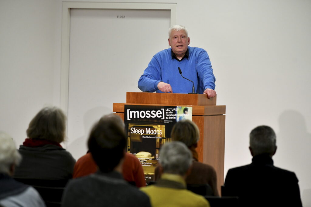 Das Publikum im Auditorium verfolgt den Vortrag von Michael Hochgeschwender | Mosse Lecture von Michael Hochgeschwender | © Niels Leiser für Mosse Lectures