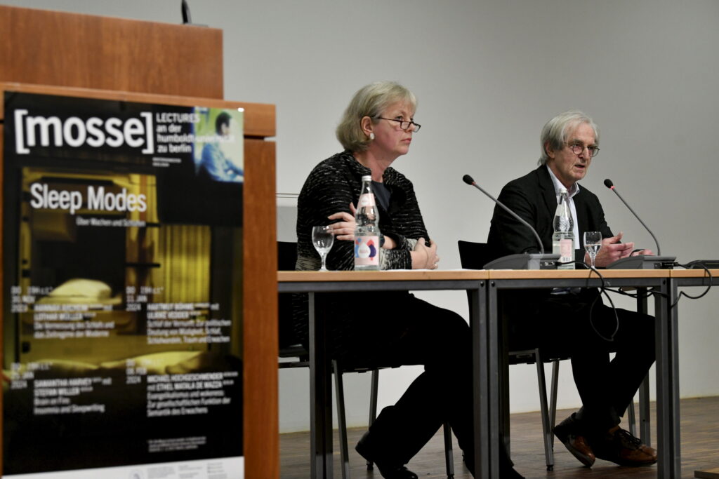 Gespräch und Diskussion zum Vortrag mit Ulrike Vedder und Hartmut Böhme | Mosse Lecture von Hartmut Böhme | © Niels Leiser für Mosse Lectures