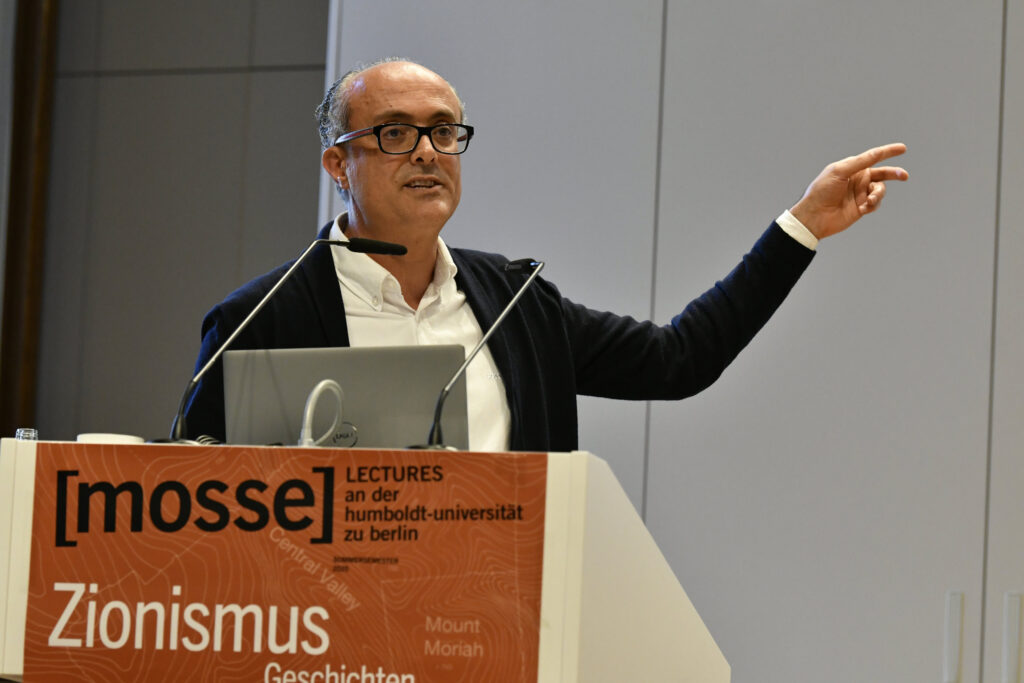Bashir Bashir während seines Vortrags | Mosse Lecture von Bashir Bashir | © Niels Leiser für Mosse Lectures