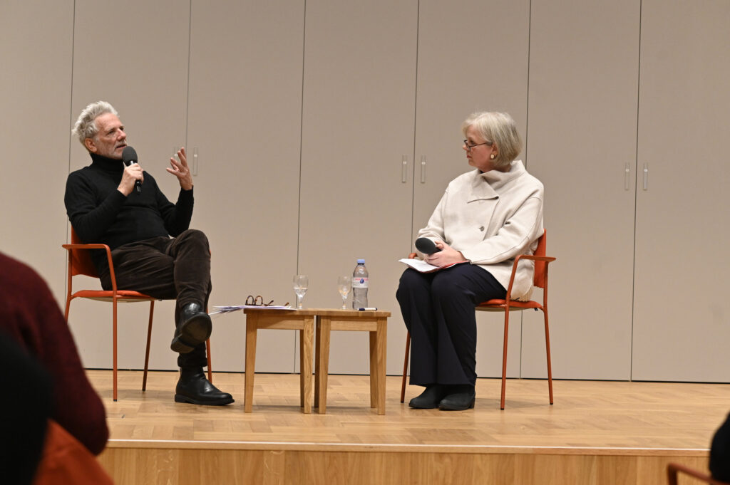 Alan Pauls und Ulrike Vedder im Gespräch | Mosse Lecture von Alan Pauls | © Niels Leiser für Mosse Lectures